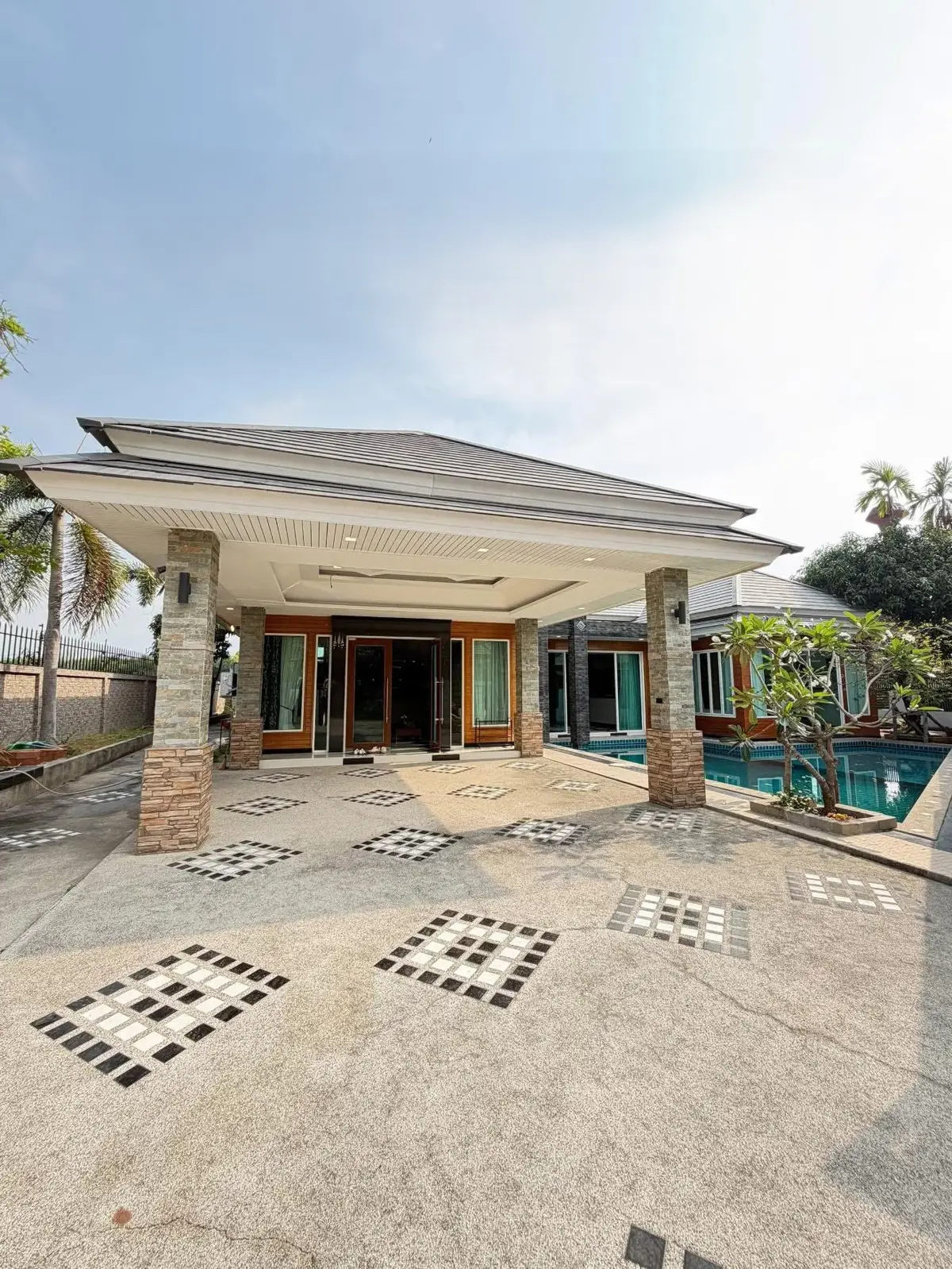ปล่อยเช่าบ้านพร้อมสระว่ายน้ำ ห้วยใหญ่  - บ้าน - Pratumnak Hill - 