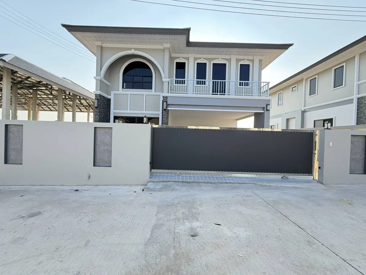 Large detached house for sale, outside of a housing project, Nong Ket Noi area. - House - Takhian Tia Road - 
