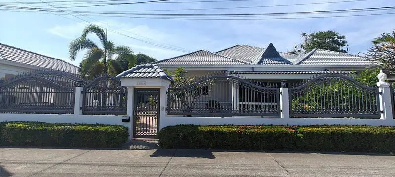 Two large Pool Villas For Sale - House - Toongklom-Talman - 