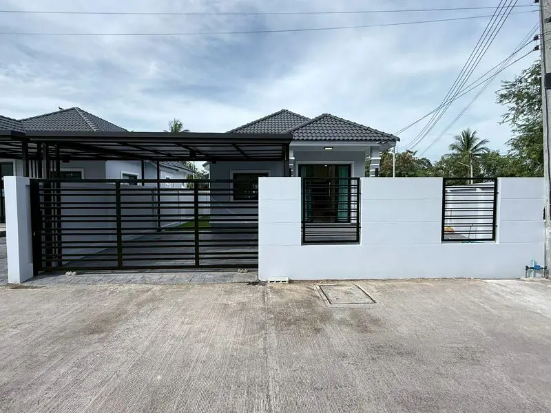 Single-story house for sale - House - Bang Lamung - 