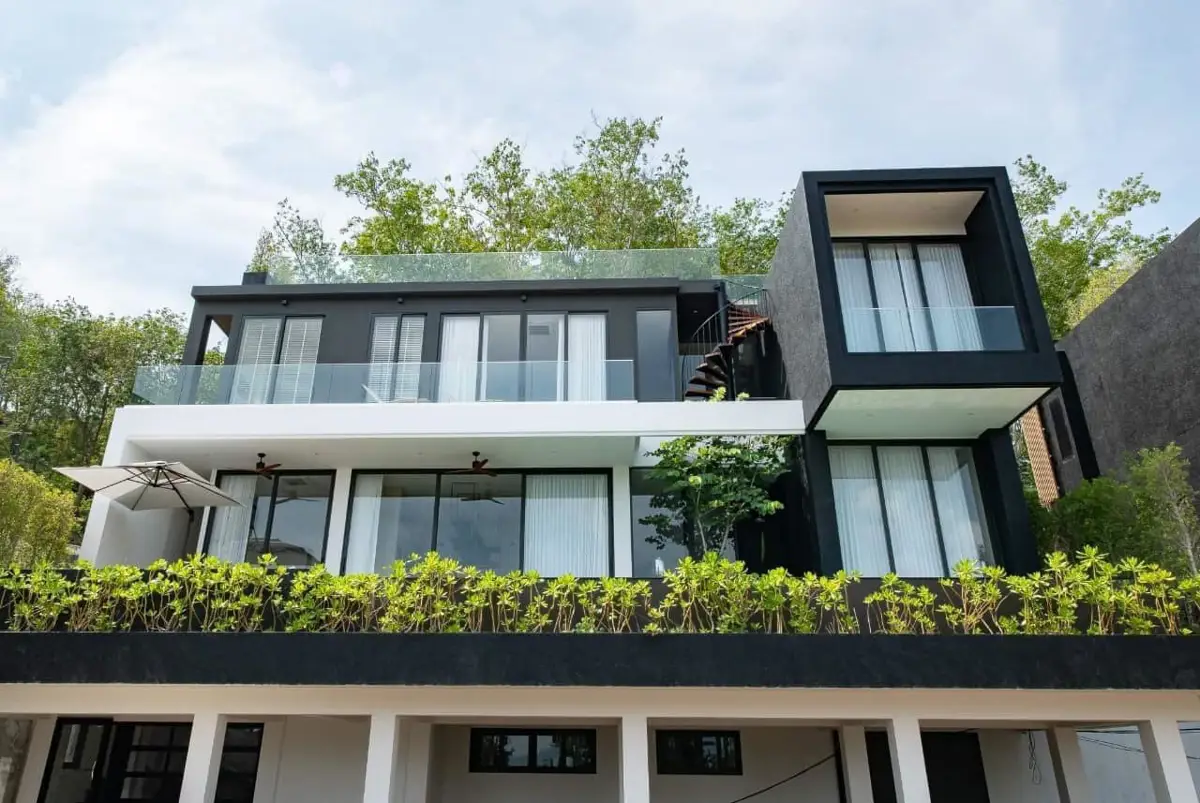 5 Bedroom Mountain and Sea View Pool Villa Layan - บ้าน - Layan - Phuket, Layan