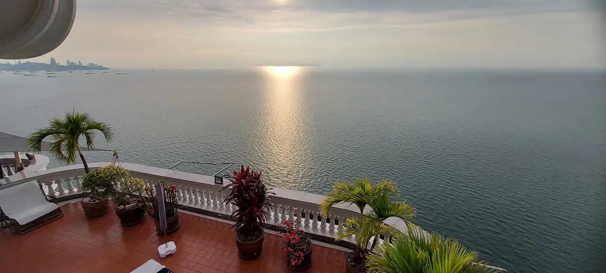 Silver Beach Penthouse 5 Bedroom for sale - Condominium -  - 
