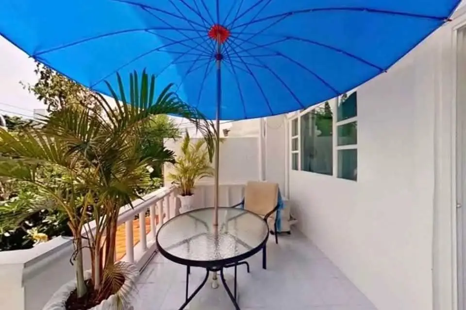 Luxury 4-Bedroom Designer Townhouse on Pratumnak Hill for sale - House -  - 