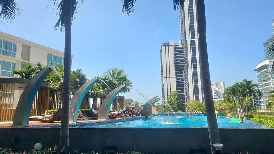 The Peak Tower 1 Bedroom for rent - Condominium -  - 