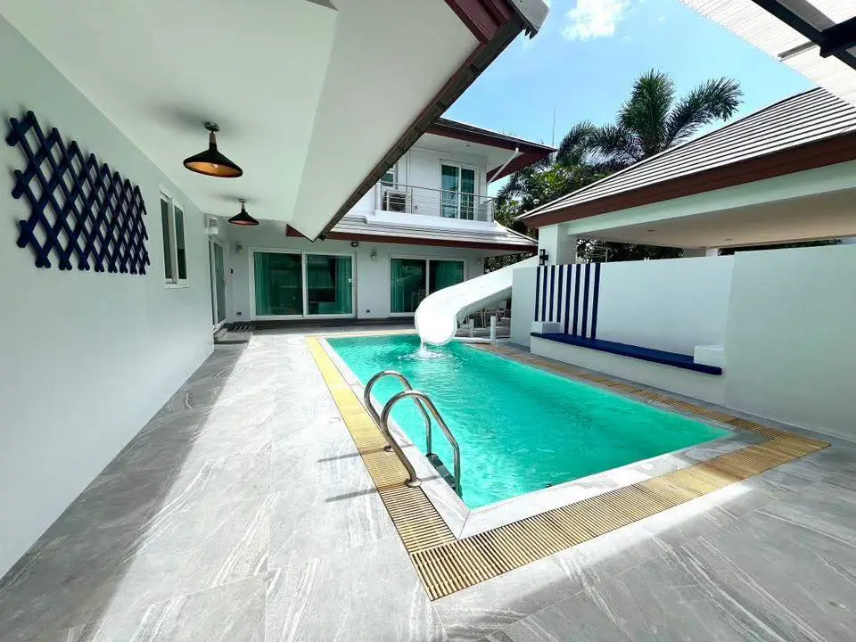 Seabreeze Pool Villa 32 Pattaya 3 Bedroom for sale - House -  - 
