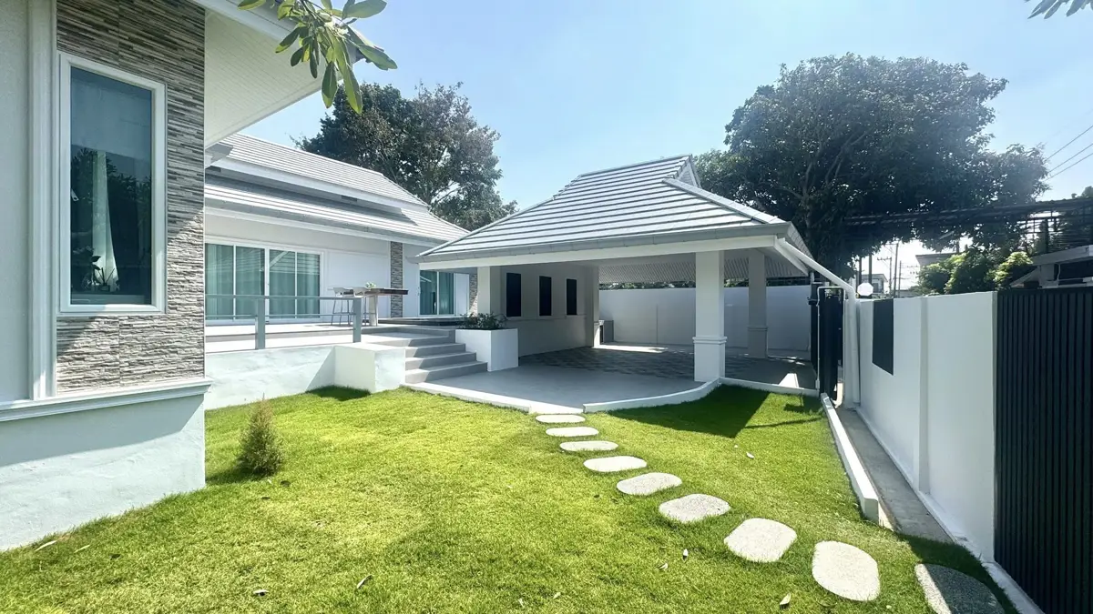 Pool villa Soi Siam Country Club 3 Bedroom for sale - บ้าน -  - 