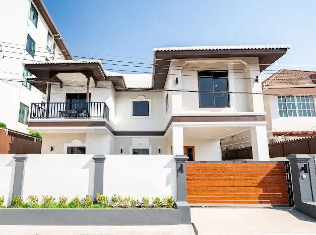 Pool Villa Soi Kor Pai 6 Bedroom for sale - House -  - 