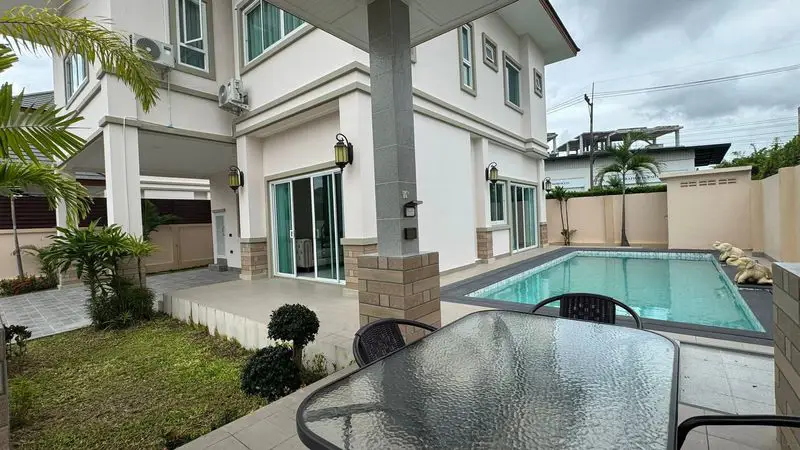 Baan Dusit Garden 4 Bedroom for rent - House -  - 