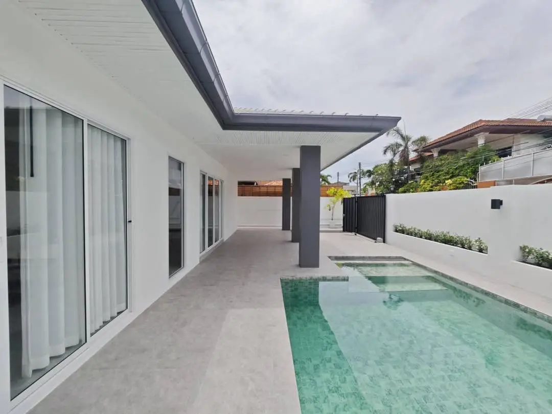 EK Mongkol Village, Jomtien 5 Bedroom for sale - House -  - 