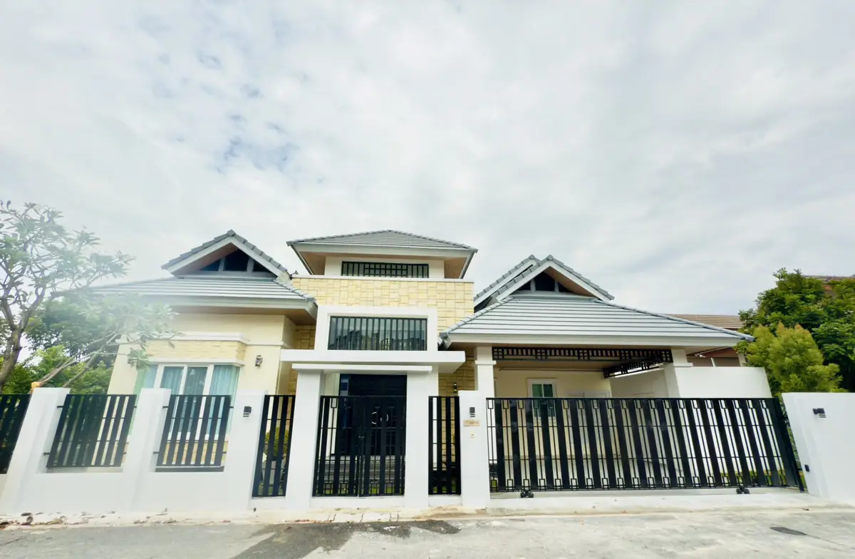 Luxury House Siam Country Club Soi 3 Bedroom for sale - House -  - 