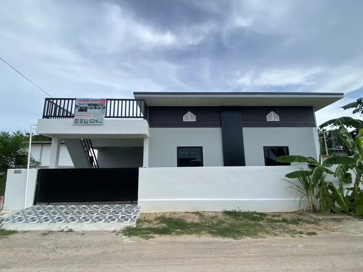 Pattaya Lakeview Village, Huai Yai Soi 3,41 sqw.3 Bedroom for sale - House -  - 