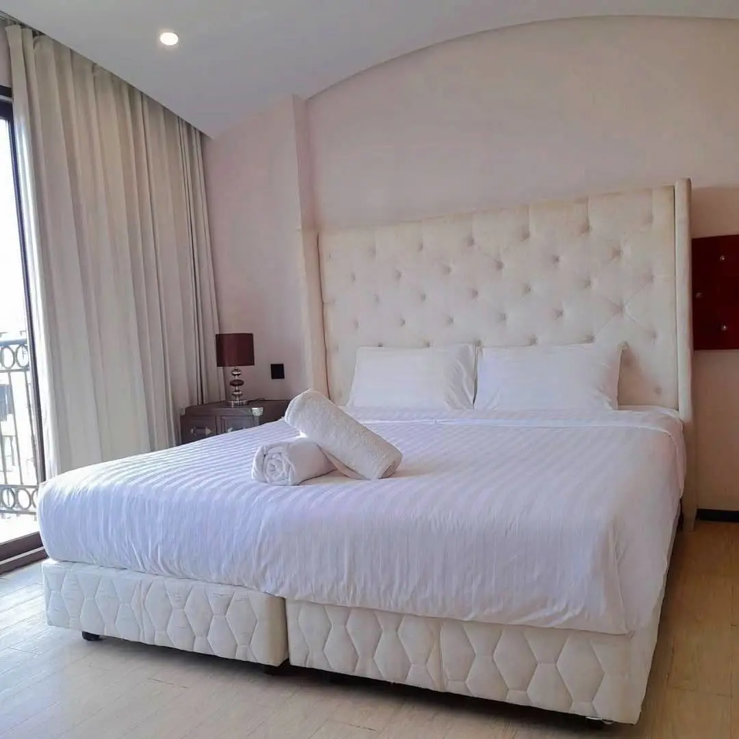 Venetian Condo 2 Bedroom For rent - Condominium -  - 
