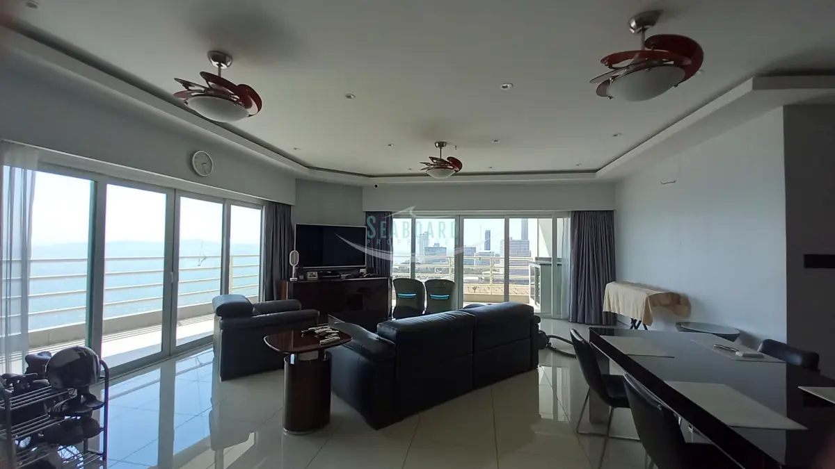View Talay 5C, Beachfront Topfloor Corner Condo - Condominium -  - 